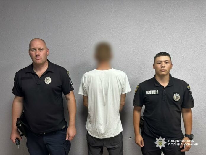 В Одеській області молодик став victim’ом грабунку 14-річного підлітка