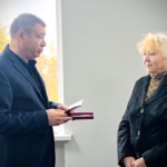 У Білгород-Дністровському районі вшанували пам’ять загиблого Героя Віктора Катаранчука, вручивши його матері державну нагороду.