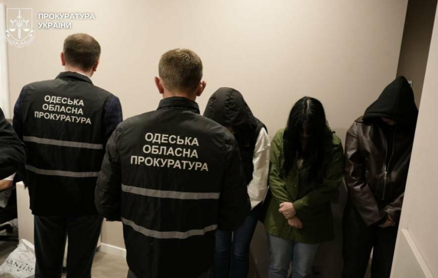 В Одесі розкрито шахрайський кол-центр, що загрожував фінансам понад 1500 іноземців – подробиці та фото у матеріалі.