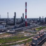 Удар дронів СБУ по провідному НПЗ РФ: Орськнафтооргсинтез під прицілом, відео.