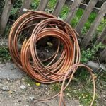 Злодій, що виносив мідні труби з сусідського двору, був затриманий патрульними в Одесі – ФОТО