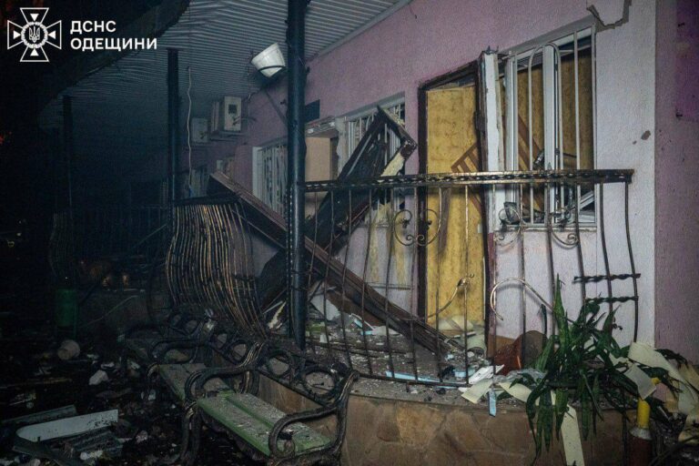 Одещина потерпіла від ворожих безпілотників: 44 громади позбавлені електропостачання.