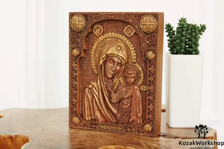 Казанская икона Божией Матери: особенности рукотворного образа