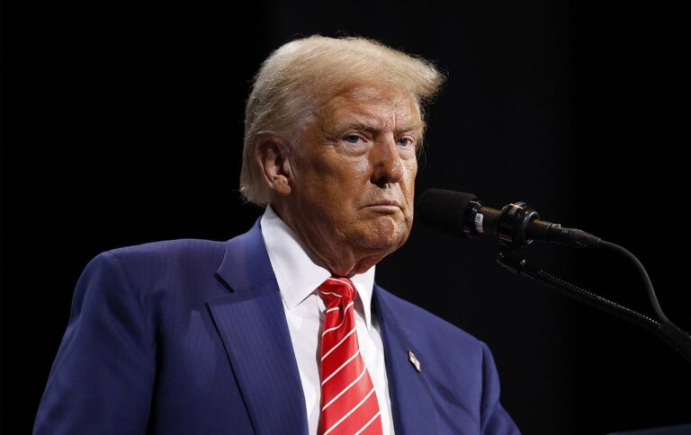 Трамп висловився про безлад у Портленді та планує встановити контроль.