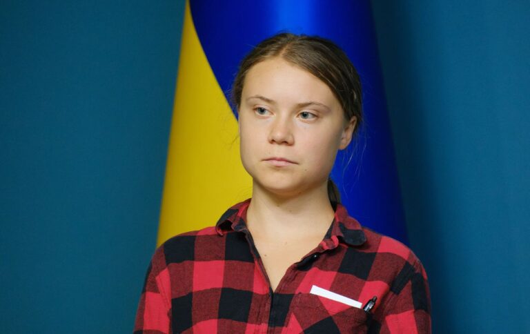 Грета Тунберг знову на сцені: ізраїльські військові перехопили флотилію в Секторі Газу.
