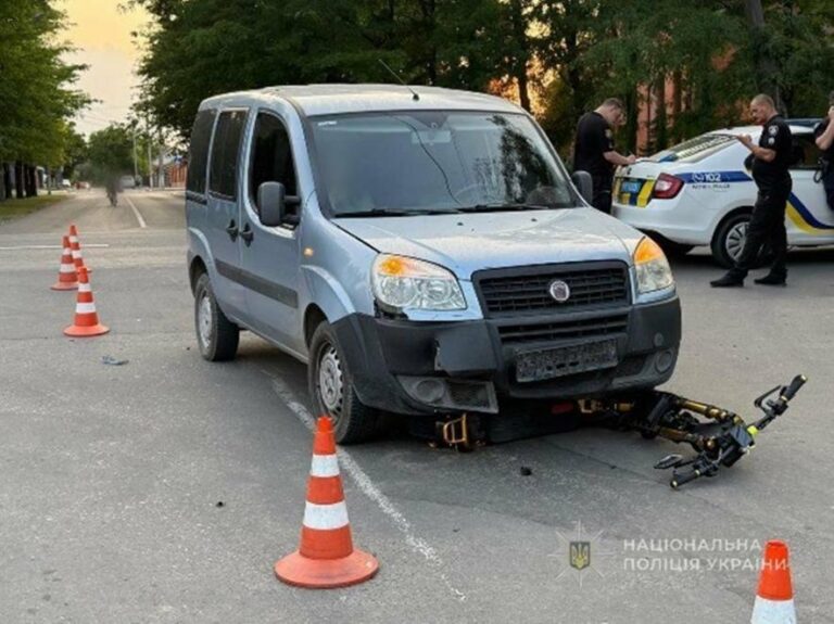 У Одеській області сталося ДТП з участю трьох осіб – ФОТО.