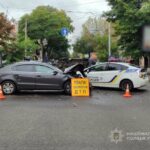 В Одесі сталася ДТП за участю маршрутки: вісьмох людей госпіталізовано – ФОТО