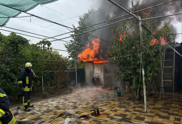 В Ізмаїлі сталася пожежа у гаражі приватної оселі.