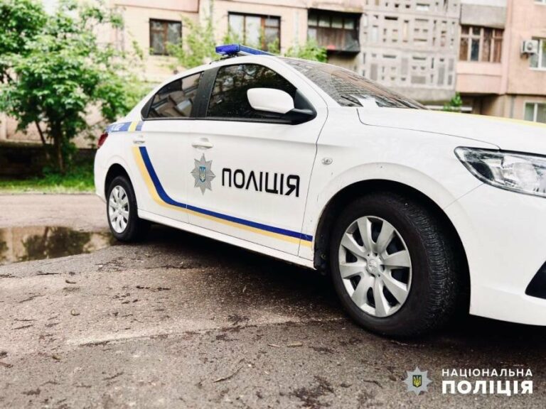 В Одеській області стався вибух у школі: учениця принела “небезпечну іграшку”, один постраждалий – ФОТО