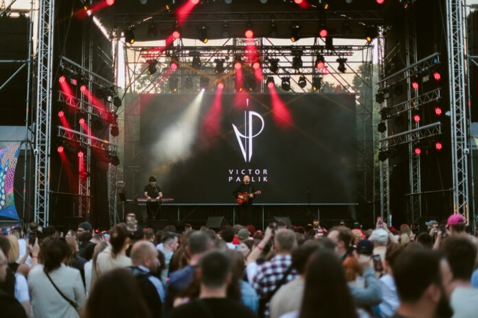 Віктор Павлік 9 листопада представить у Одесі концерт «Найкраще» з улюбленими хітами