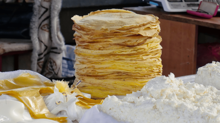 Ціни на молочні продукти, яйця та млинці на одеських ринках: що нового сьогодні