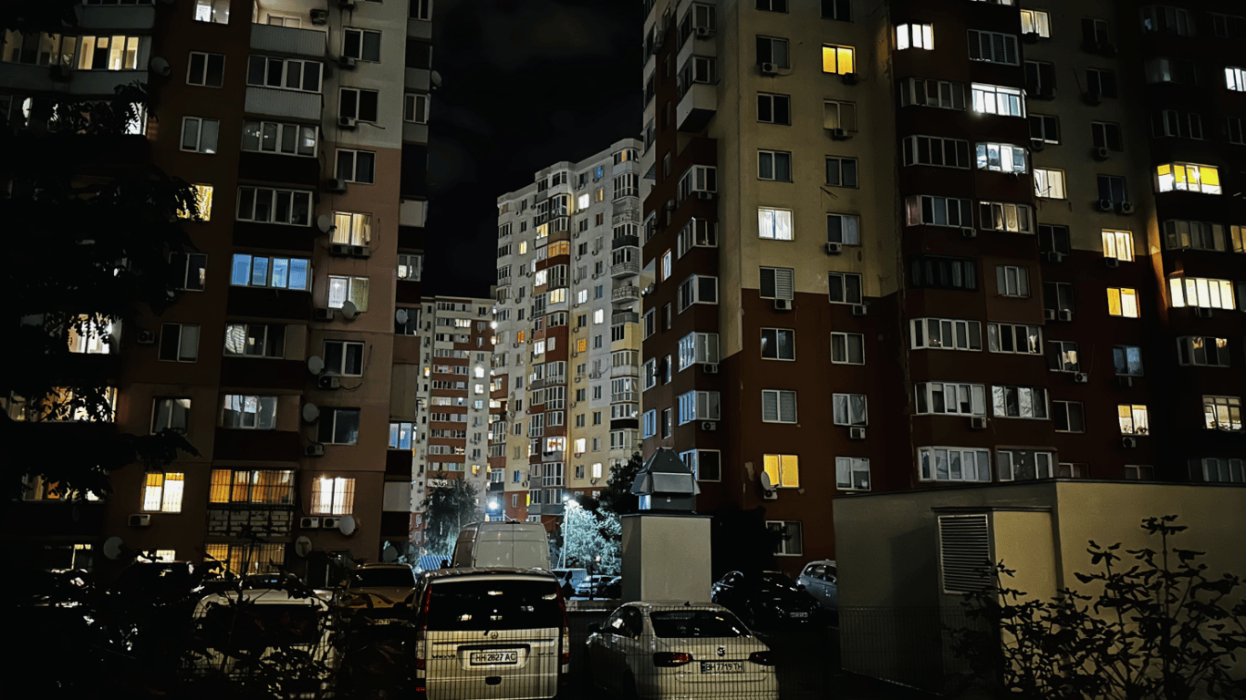 Прогноз подачі електроенергії для одеситів на завтра: графіки світла