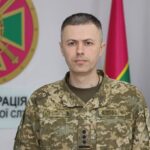 На Закарпатті встановлюють бетонні блоки поруч із кордоном