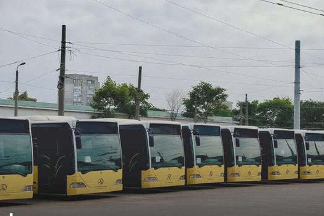 В Одесі понад рік не використовувалися гуманітарні автобуси від міст-побратимів: які кроки збираються вжити
