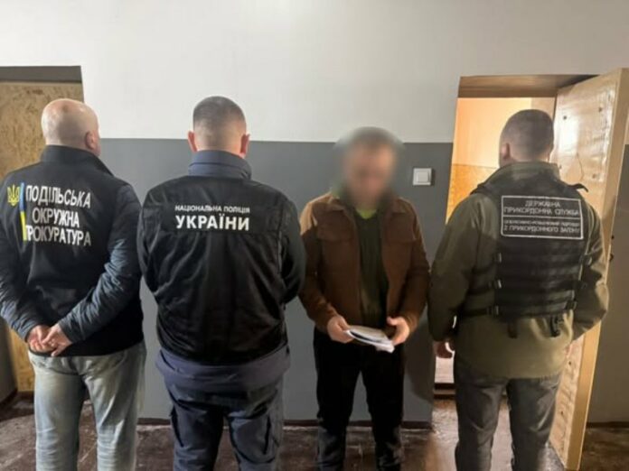 Одеський СІЗО: В’язень організував незаконний виїзд чоловіків за межі країни