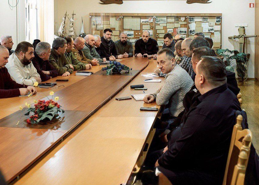 Судно-газовоз, яке загорілося після нападу на Ізмаїл, відправлено з причалу