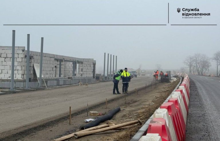 На автодорозі Одеса-Рені активно триває вдосконалення прикордонної інфраструктури
