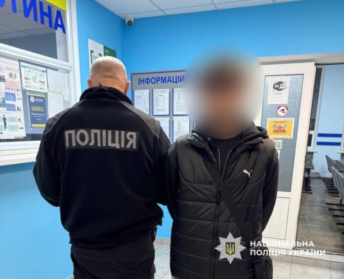 В Одесі юнак влаштував підпал елітного автомобіля