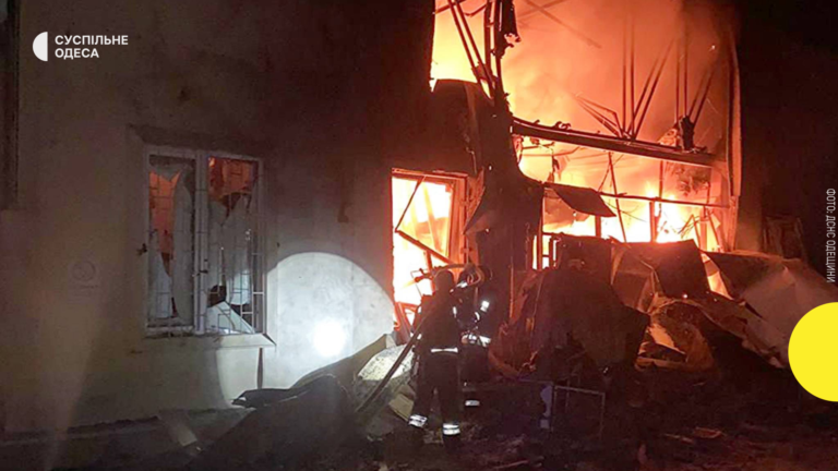 Нічна атака на Одещині: адмінбудівлі та автотранспорт понесли збитки, є постраждалі