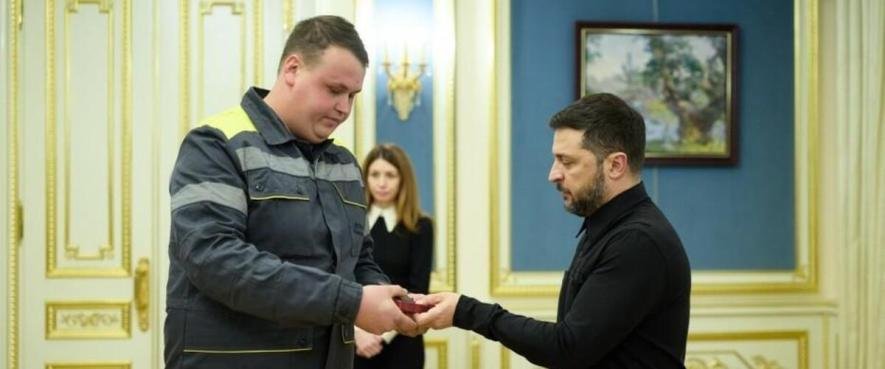 Невидиме, але значуще: три енергетики з Одеси удостоїлися орденів від Президента