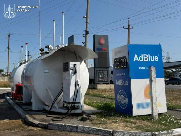 Керівник паливної компанії Одещини ухилився від сплати 4,6 мільйона гривень податків до державного бюджету