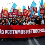 Величезний протест у серці Лісабона: працівники висловлюють невдоволення реформами Монтенегро