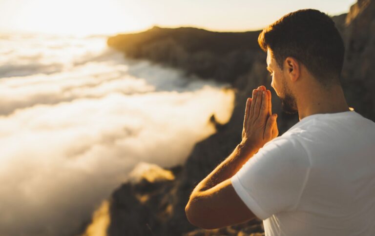 Відсутність карми та реінкарнації в християнстві: прощення та Божий промисел в контексті ПЦУ