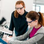 Дуальна освіта в Україні: офіційне працевлаштування для студентів та користь для громад і бізнесу, за даними МОН