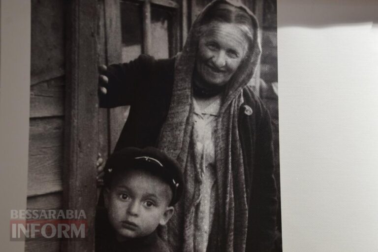 Життя євреїв крізь призму фотографій і спогадів: пересувна виставка українсько-єврейської історії у Аккермані від 1920-х до сьогодні