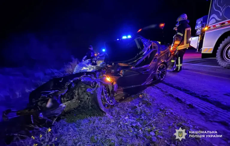 Трагедія в околицях Одеси: аварія з вантажівкою забрала життя молодої жінки