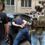 У Одесі двоє чоловіків силком відібрали у криптотрейдера 10 тисяч доларів