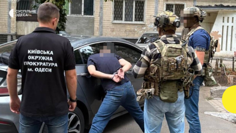 У Одесі двоє чоловіків силком відібрали у криптотрейдера 10 тисяч доларів