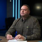 Шахраї, що маскувались під родичів Єрмака, попались на гарячому