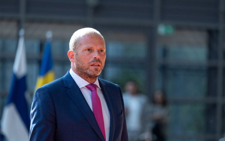 Дрони в Бельгії стежили за F-16 та боєприпасами над авіабазою