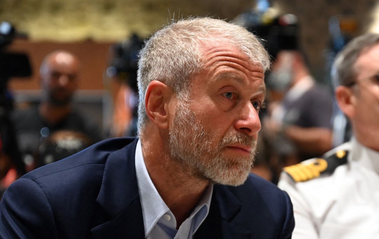 Абрамович готовий передати Україні лише частину коштів від продажу Челсі