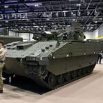 Британська армія почала отримувати нові БТР Ajax