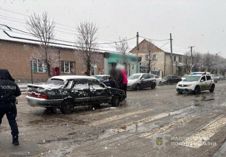 Одещина: молодий водій ВАЗу наїхав на жінку на пішохідному переході
