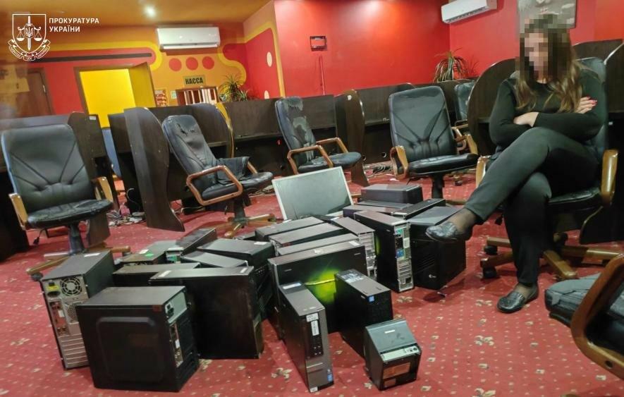 «Тіньові мільйони»: в Одесі розпочинається судовий процес над адміністраторами підпільних казино в житлових кварталах