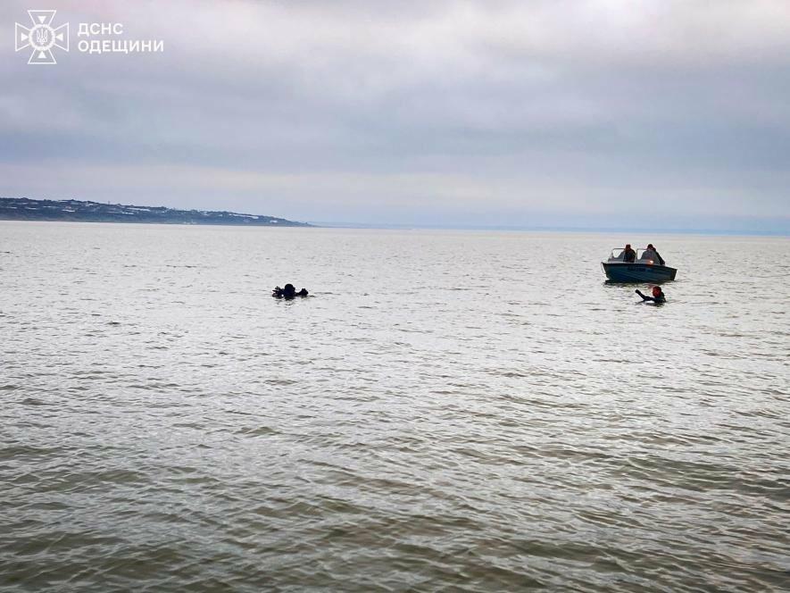 Трагедія в очереті Одещини: човен перевернувся, триває пошук третьої жертви
