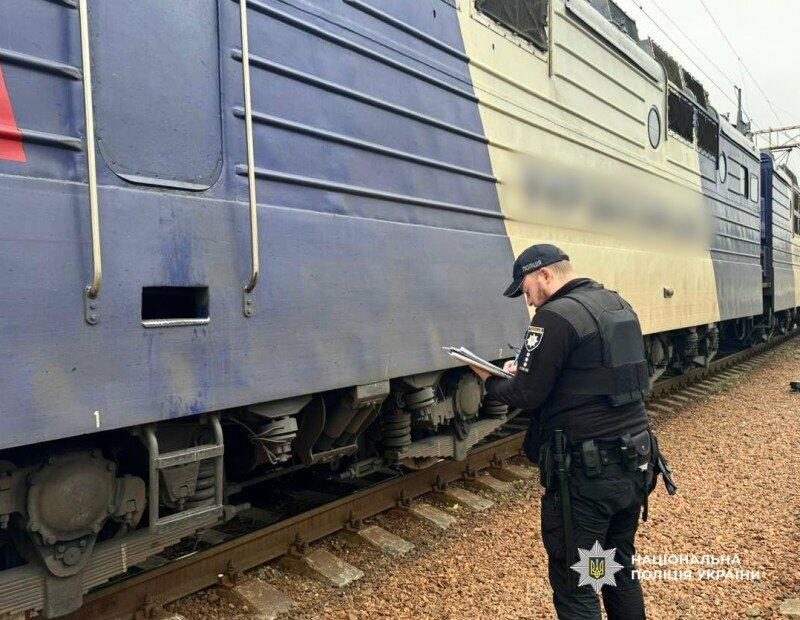 Залізнична катастрофа в Одесі: поїзд наїхав на 41-річного чоловіка