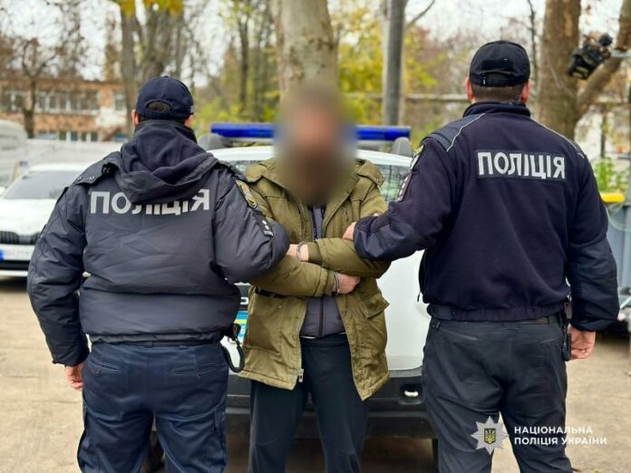 У Одесі чоловікові завдали жорстоких ударів