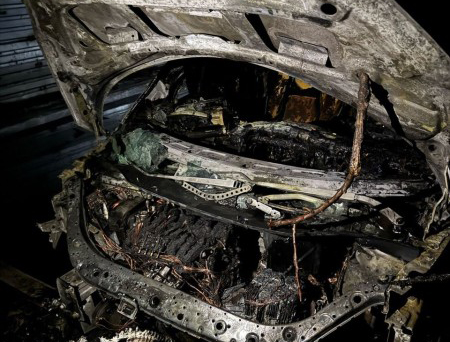 Двоє мешканців Одещини отримали вирок за підпал автомобіля під виглядом військового