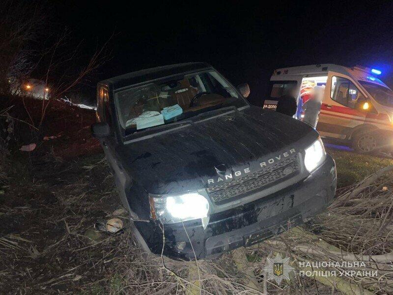 В Одеській області водій Land Rover наїхав на пішохода, який раптово втрутився на проїжджу частину