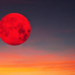 Сьогодні жителі Одеси зможуть спостерігати Бобровий супермісяць: коли і що це означає