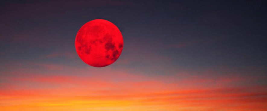 Сьогодні жителі Одеси зможуть спостерігати Бобровий супермісяць: коли і що це означає