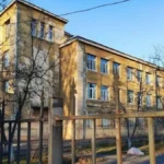 Ліцей в центрі Одеси зазнає комплексного оновлення: від даху до пішохідних доріжок