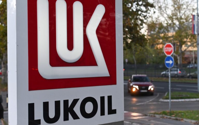 Міністр енергетики: Контроль Лукойла за активами забезпечує енергетичну безпеку Румунії