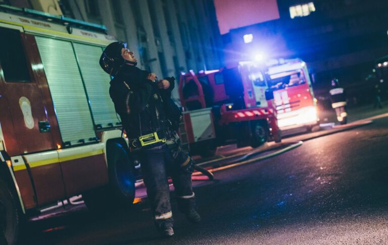 В Орлі зафіксовано вибухи в ніч на 5 листопада: губернатор повідомляє про нейтралізацію дронів