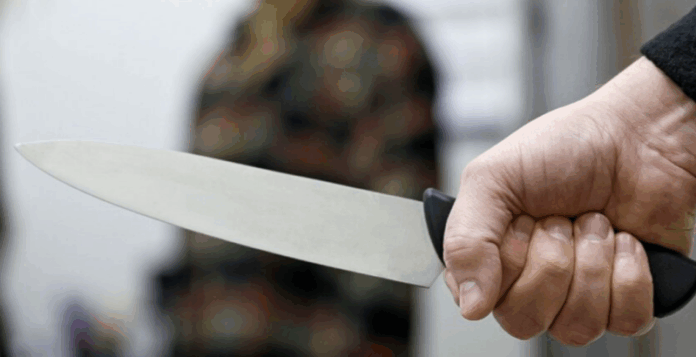 На Одещині пасинок поранив вітчима кухонним ножем у живіт