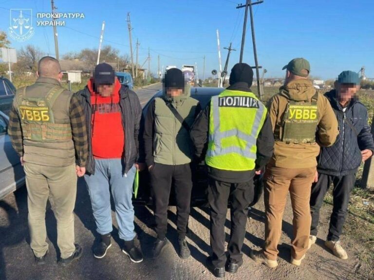 Нічна подорож до Молдови: в Одещині затримали 66-річного “контрабандиста людей”
